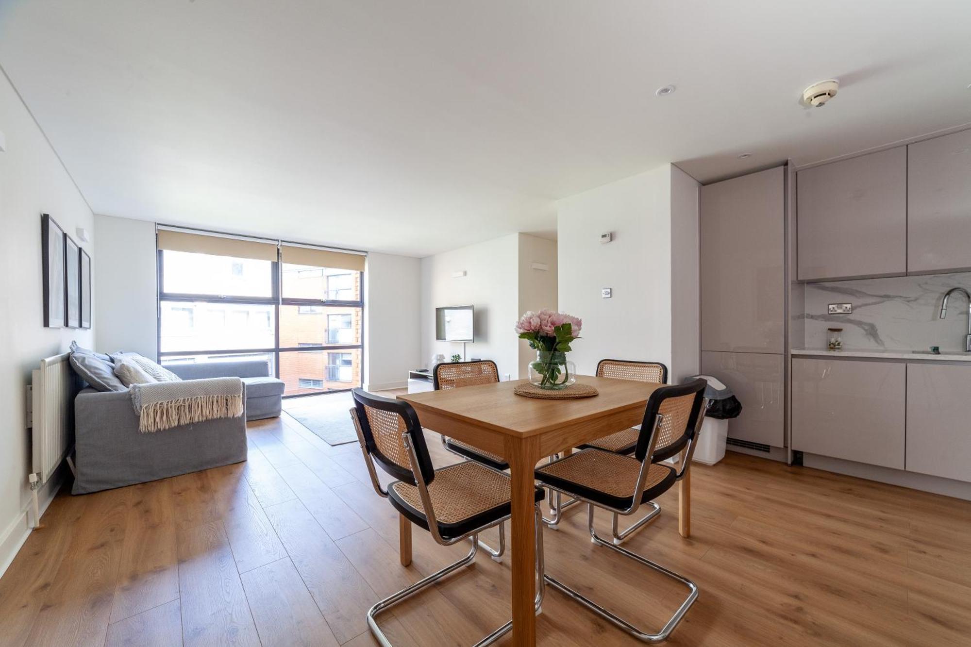 A Stylish Newly Refurbished Flat With Access Appartamento Londra